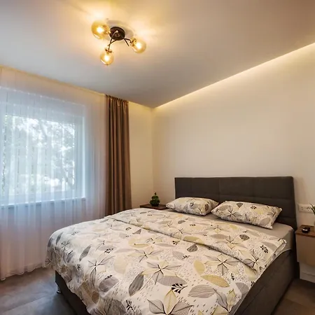 Padre 빌라 이모츠키